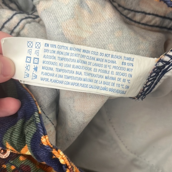 DONATED - Picture 4 of 6